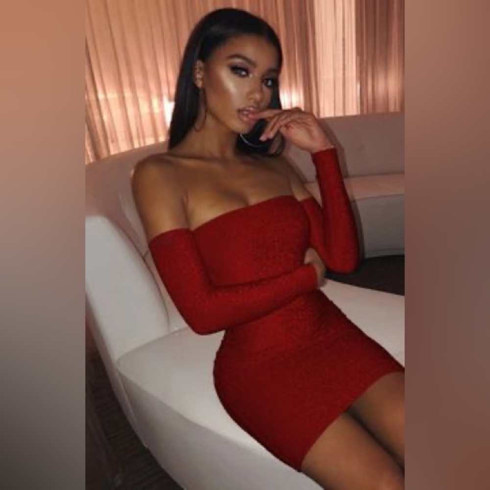 short sparkly red dress